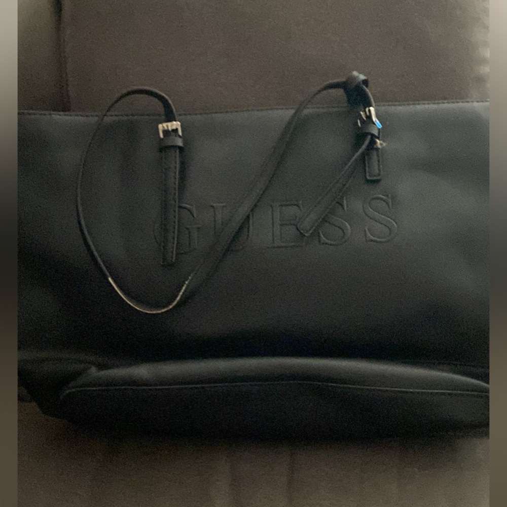 Guess purse